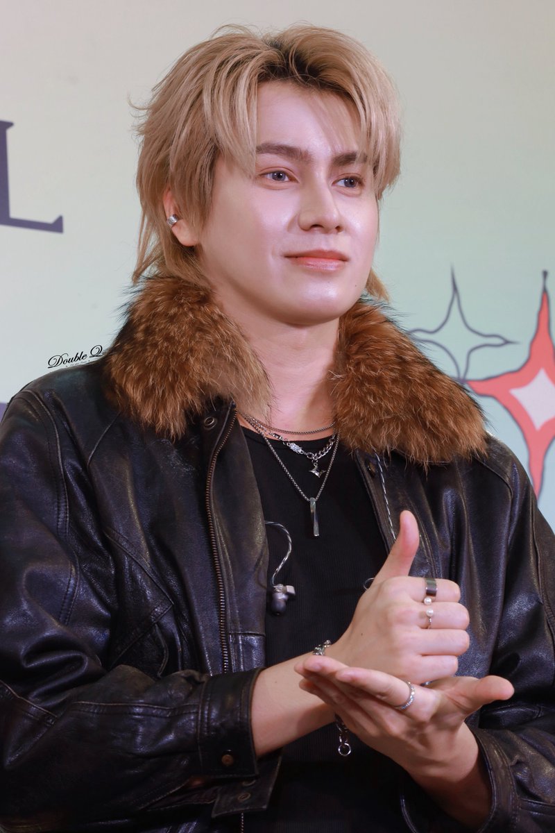 DoubleQ97's tweet photo. ๐๐๐๐.๐ก.๐๐
๐๐ป๐ซฐ๐ป
Devy Double Love SmartCSNP
๐ป๐ ๐๐ ๐ฅ ๐๐ฆ๐ฅ ๐๐ช ๐๐ฃ๐๐๐๐ฅ ๐๐๐ฉ.
@smart_csnp
#CSNP #csnp_21
#smartcsnp
#SmartCSNPxDevy
#Smartchisanupong https://t.co/XjdZXzFV85