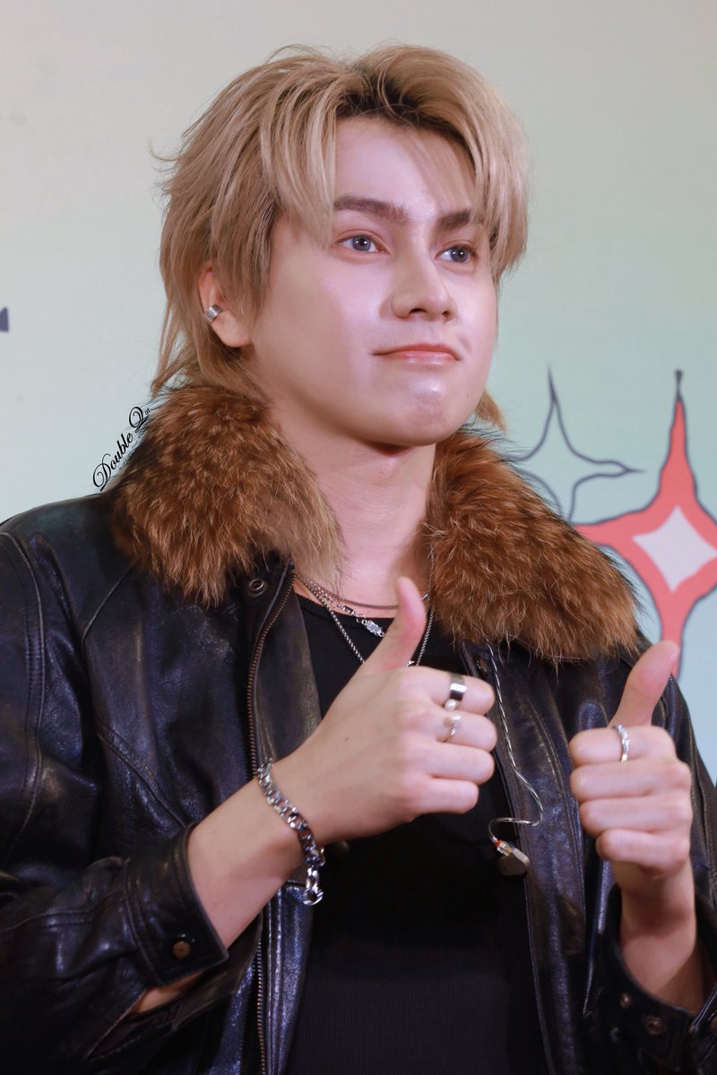 DoubleQ97's tweet photo. ๐๐๐๐.๐ก.๐๐
๐๐ป๐ซฐ๐ป
Devy Double Love SmartCSNP
๐ป๐ ๐๐ ๐ฅ ๐๐ฆ๐ฅ ๐๐ช ๐๐ฃ๐๐๐๐ฅ ๐๐๐ฉ.
@smart_csnp
#CSNP #csnp_21
#smartcsnp
#SmartCSNPxDevy
#Smartchisanupong https://t.co/XjdZXzFV85