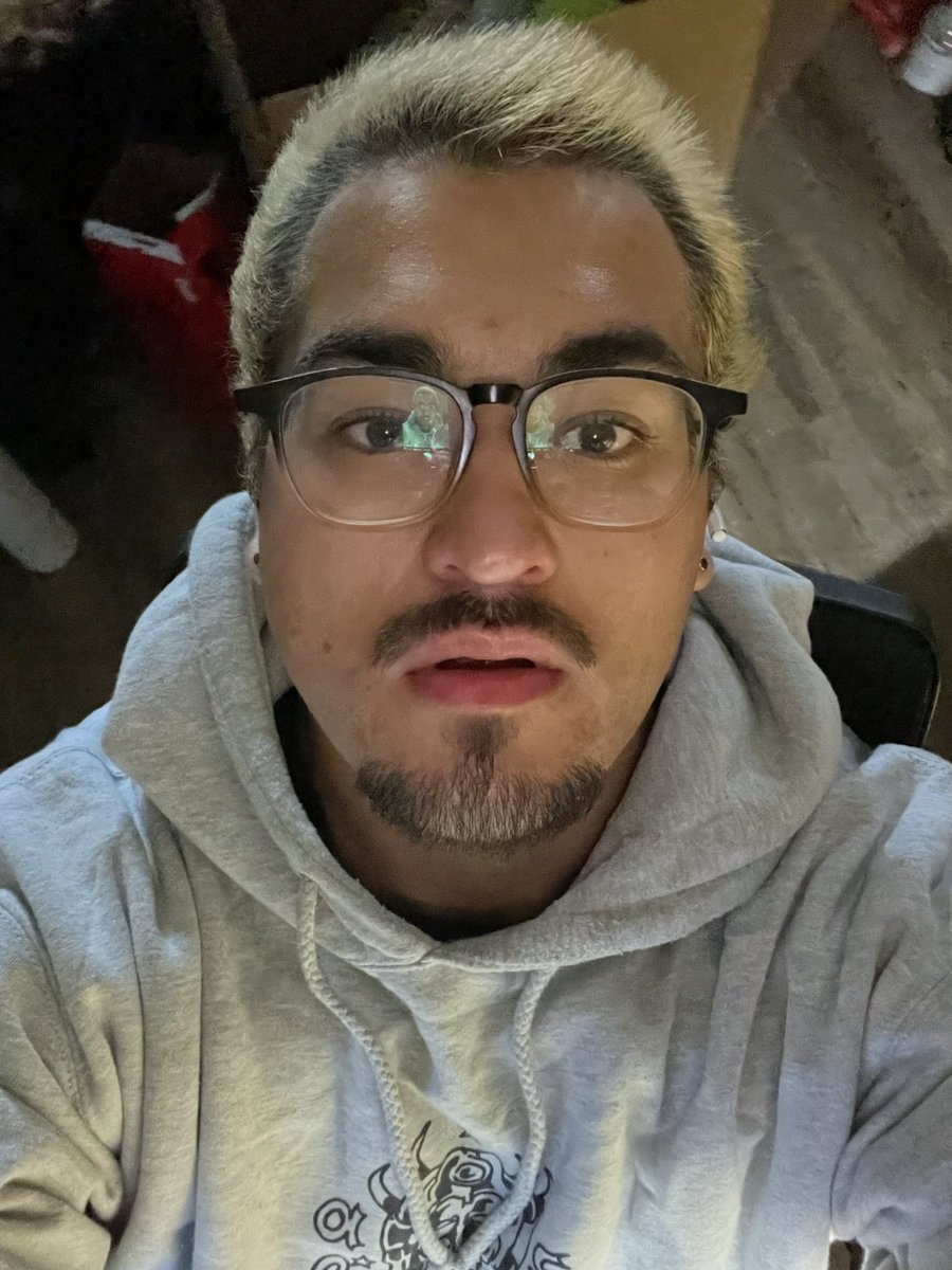 señor modelo tweet media