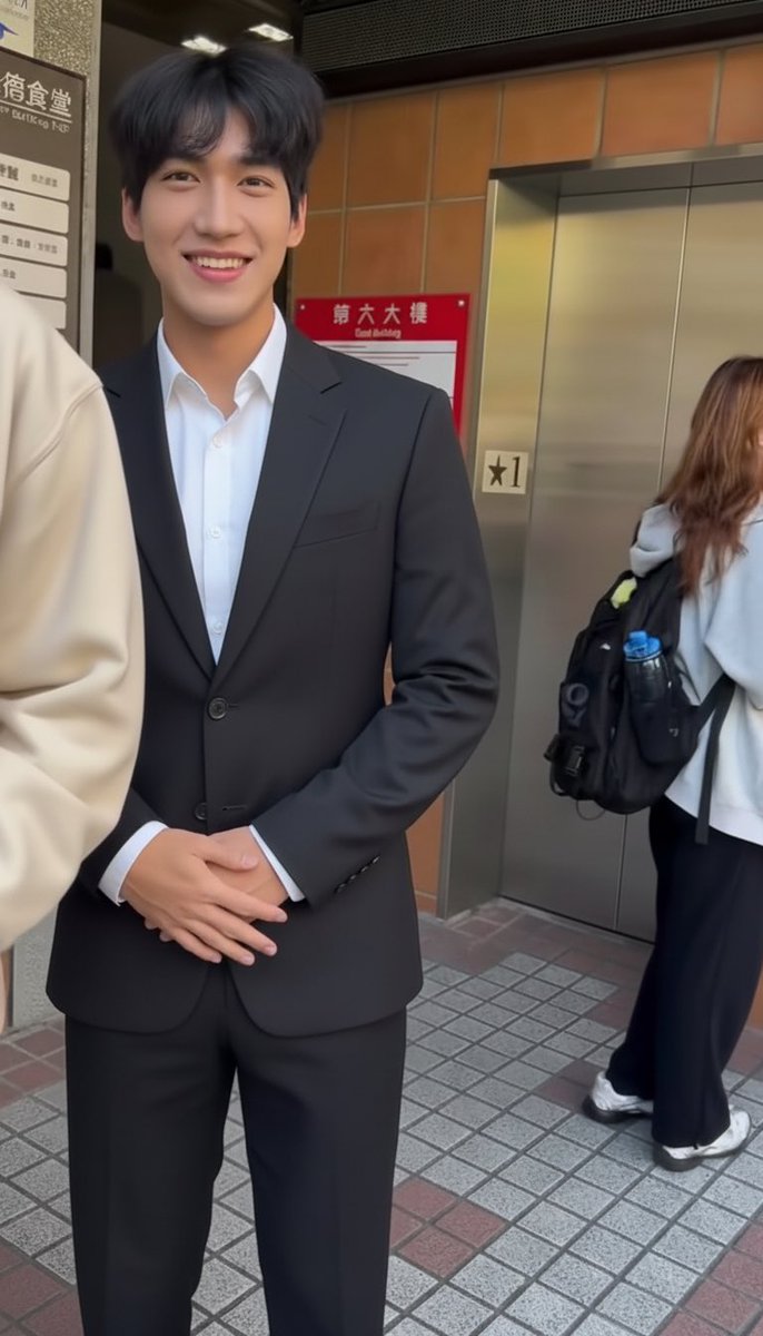 SUITDiary tweet media