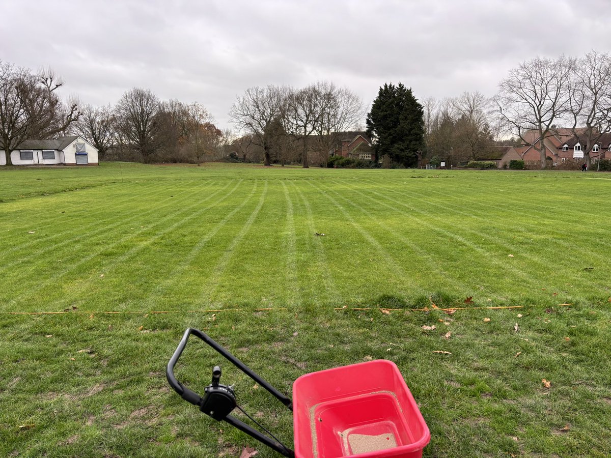 sportsturfman's tweet image. Aeration with Groundsman 460HD and feed at @IngatestoneCC