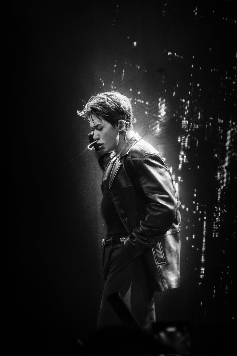 MEL0_pics's tweet photo. photo by @MEL0_pics
artist @official__wonho

#원호 #WONHO
#STAYAWAKEinWarsaw
#2025WORLDTOUR_STAYAWAKE https://t.co/m7Wo3S4Bd7