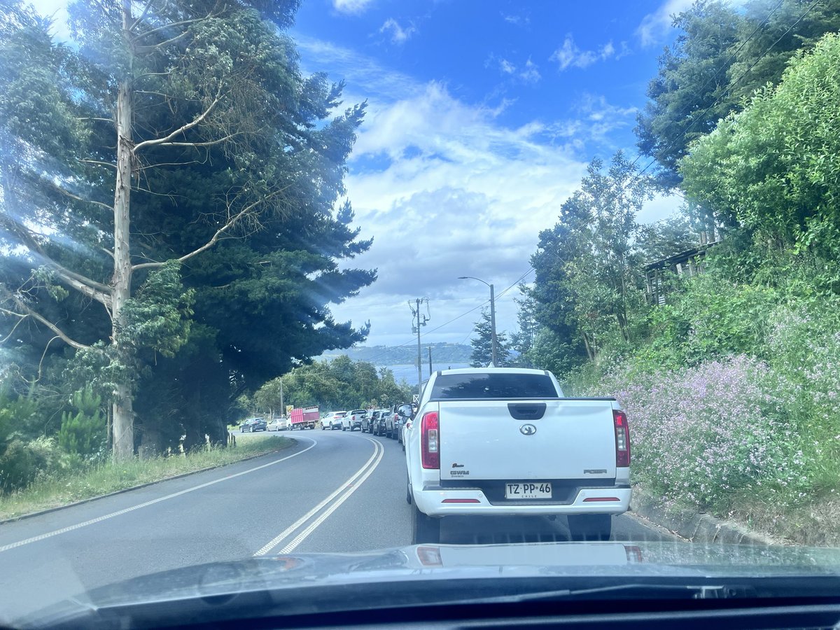 #Dalcahue 4 día con una congestión de mínimo 2 horas para cruzar el canal, aún no estamos en el época veraniega