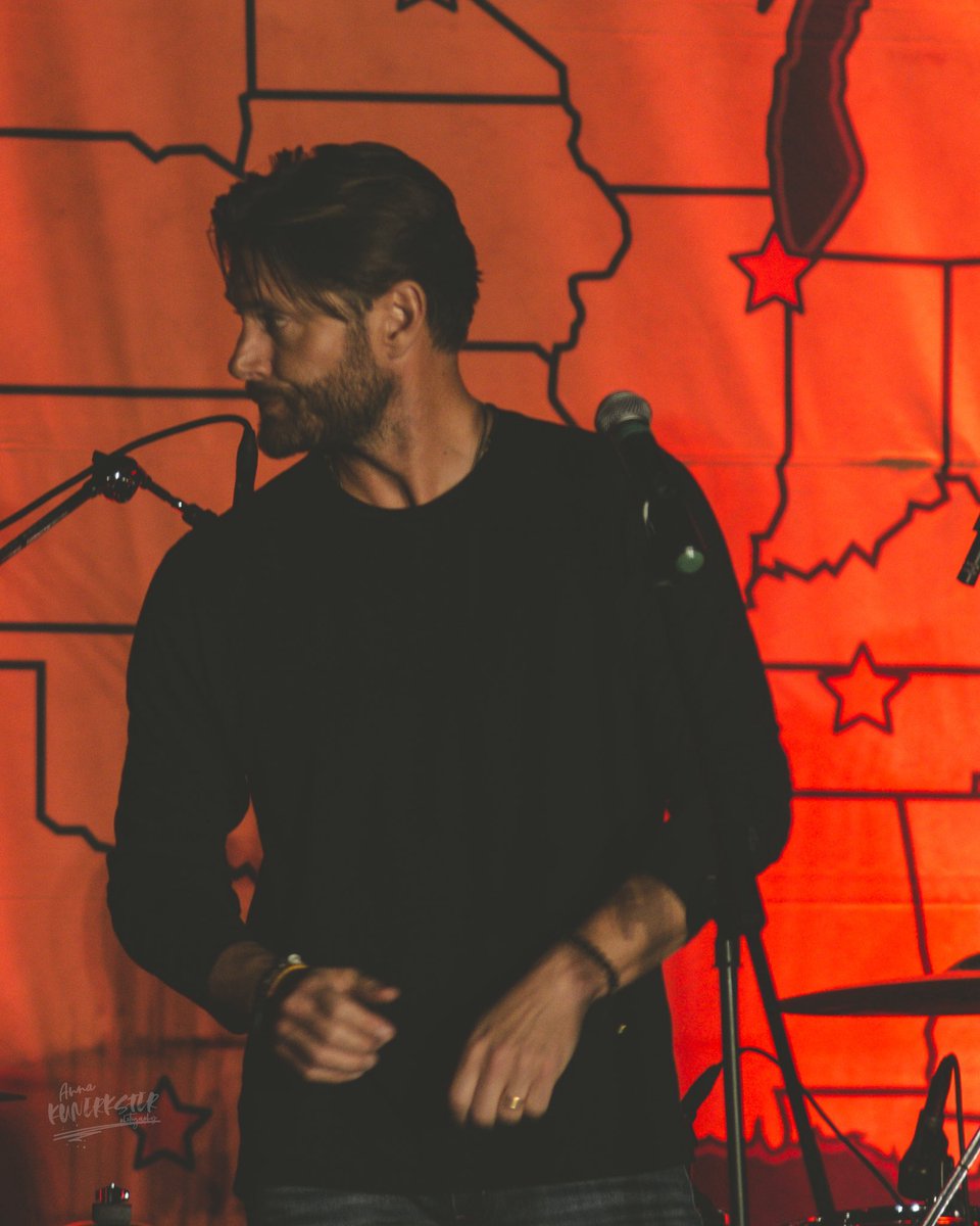 bittenvelour's tweet image. Guys…