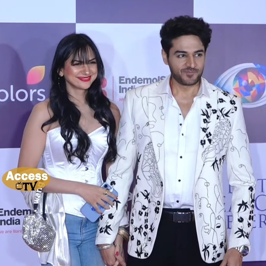 nushtweets_'s tweet photo. One night, two events, two different outfits and Gaurav slayed both the looks 👌❤️

#GauravKhanna 
#BiggBoss19 https://t.co/YoqxeYVZiI