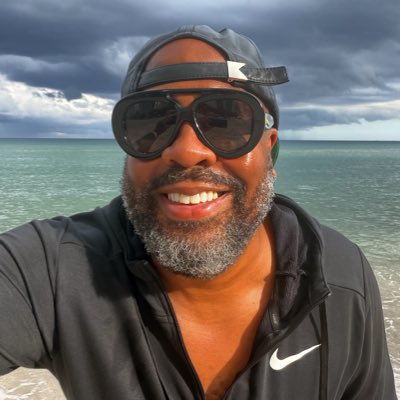 mr_brianmoore's tweet photo. #NewProfilePic https://t.co/W8XAOv0rXN