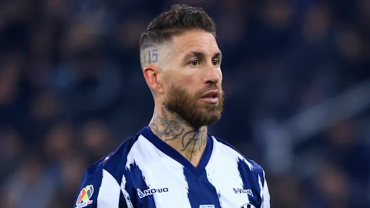🚨 Manchester United n'a AUCUN intérêt à signer l'ancien international espagnol Sergio Ramos, qui est agent libre après avoir quitté le club mexicain de Monterrey plus tôt ce mois-ci.

ℹ️ <a href="/ESPNFC/">ESPN FC</a>