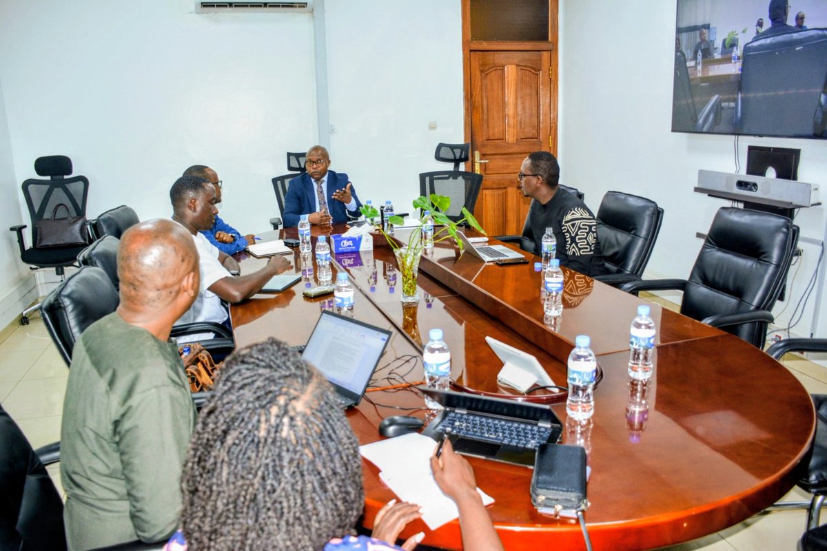 Today, Minister <a href="/T_ndabamenye/">Dr Telesphore Ndabamenye</a> received a courtesy visit from <a href="/InstituteGC/">Tony Blair Institute for Global Change</a> to discuss priority initiatives for Rwanda's agricultural sector. He commended the Institute’s renewed commitment to shared goals through strategy, policy, delivery frameworks, and innovative solutions.