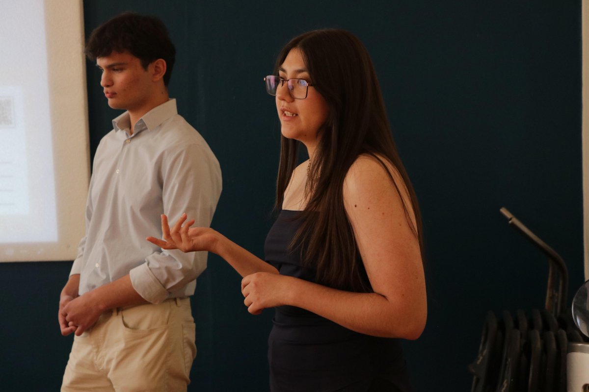 Estudiantes de Estudios Creativos del campus desarrollaron una guía de museos para acercar a jóvenes al arte local🏛️

A través de visitas y análisis, los alumnos crearon contenidos digitales sobre cinco artistas del estado 🎨

🔗Lee la nota en CONECTA: spr.ly/6018CEk0Y