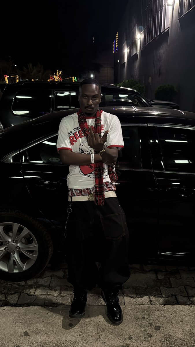 wsllySnips's tweet image. Swagaholic