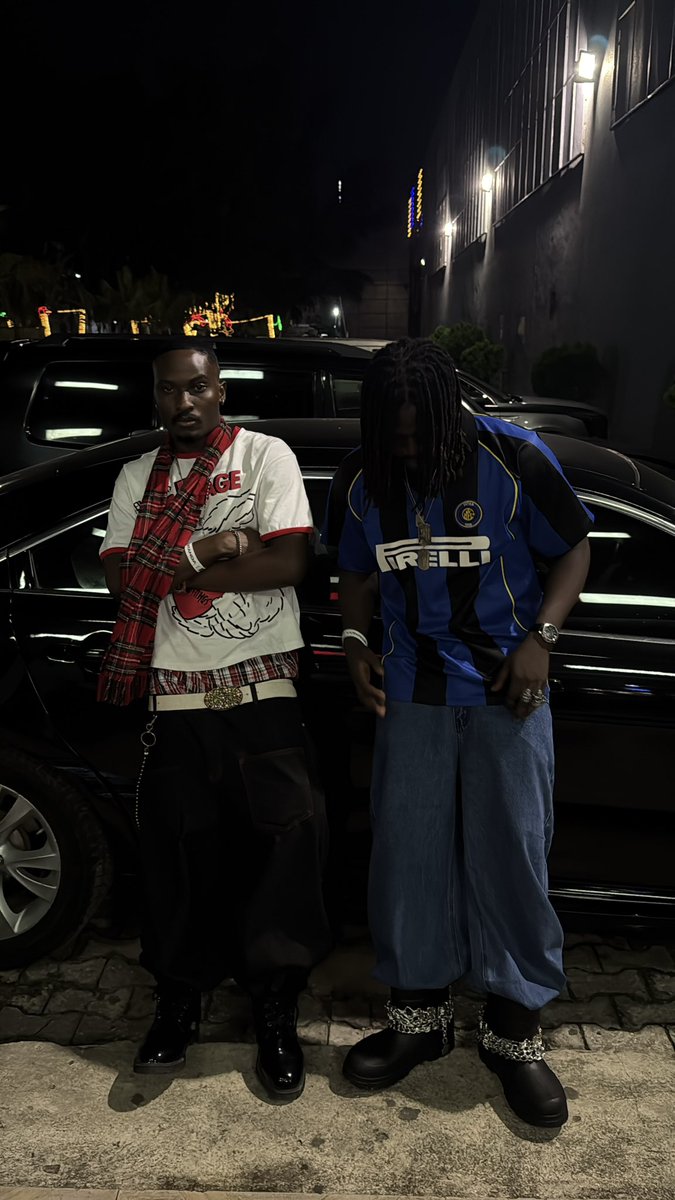 wsllySnips's tweet image. Swagaholic