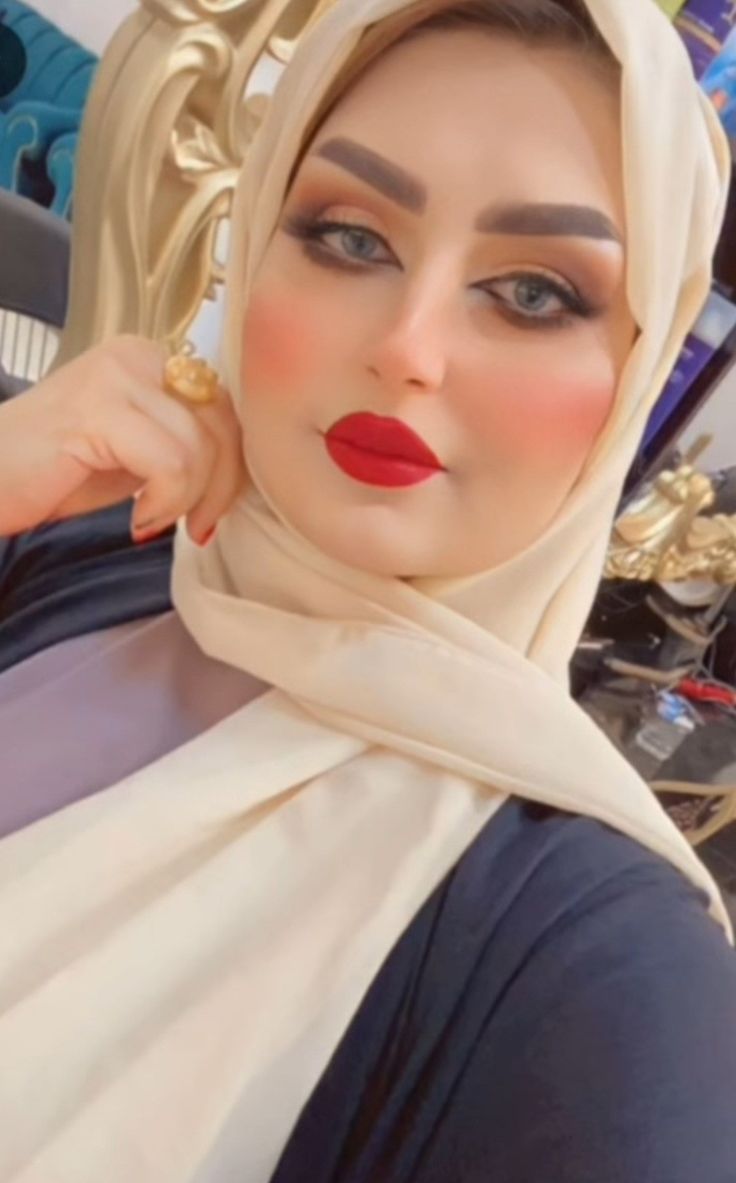 زواج مسيار الرياض #زواج_مسيار_الرياض
المنطقة #الرياض
الجنسيه سوريه
العمر: 35
169:الطول
الوزن: 69
المؤهل الدراسي: بكالوريوس
الوظيفة : موظفة في تعليم
الحالة الاجتماعية منفصله
جميلة، أنيقة، مثقفة، راقية في تعاملها، صادقة، متفاهمة وطموحة.
#خطابه_ام_نوفل_سعوديه_للزواج_المسيار_والمعلن