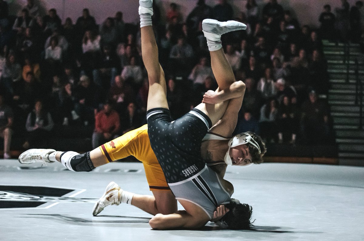 With a pair of returning state placewinners back in its lineup, the <a href="/ankenywrestling/">Ankeny Wrestling</a> team defeats <a href="/ACjagswrestling/">Jay Groth</a>/<a href="/JagBlackShirts/">JagBlackShirts</a> in the crosstown rivalry: ankenyfanatic.com/2025/12/12/wer…