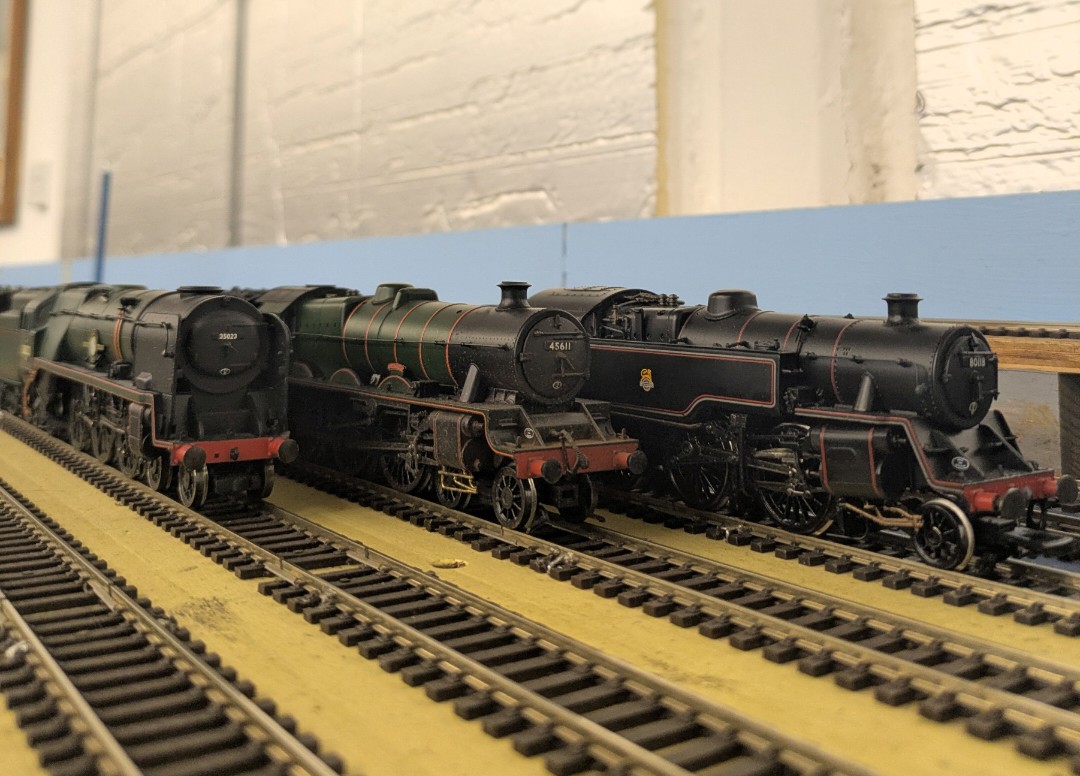 Max_F_43's tweet photo. @hornby Favorite has to be the hornby merchant Navy. A lovely runner and looks amazing https://t.co/OGmAKtec1x