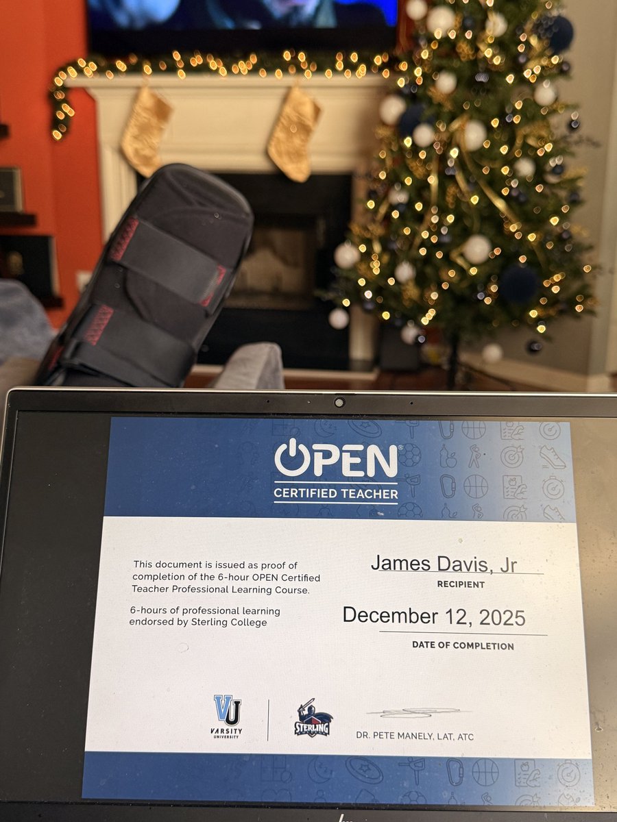 James Davis tweet media