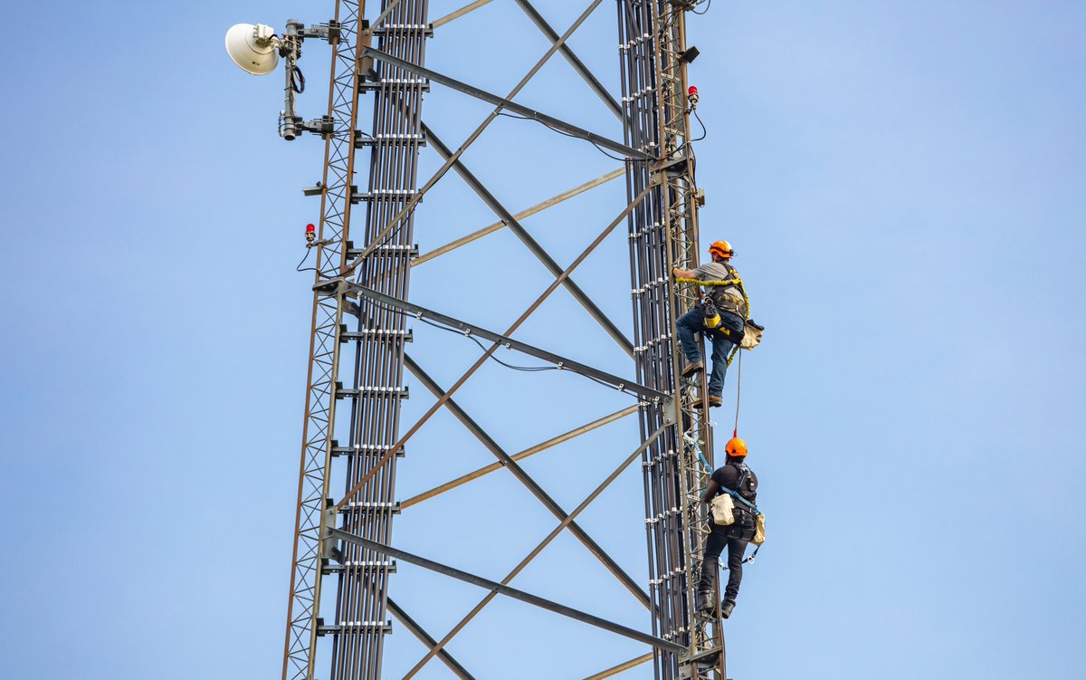USATelecomIns's tweet photo. Protect your vehicles, crews, and job sites with one comprehensive telecom insurance package. Start now at https://t.co/mgeFGF2jlV https://t.co/tVpxORSJ9d