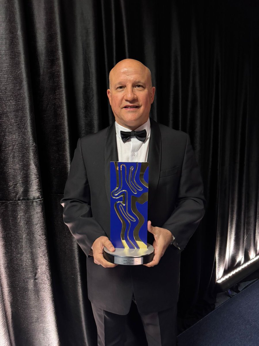 coparaguay's tweet image. 🇵🇾🚗 ¡#Paraguay fue galardonado por la #FIA 🏁 como el “Mejor Rally del Mundo 🌎 del 2025”!🥇👏🏻🏆 #ParaguayPuede #VamosParaguay