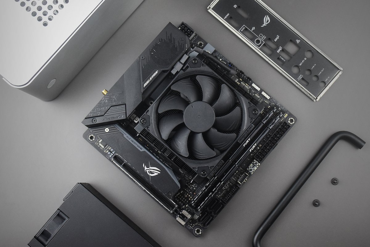 GEEEK m31 itxケース gen4ライザー noctuaファン セット GEEEK m31 itxケース gen4ライザー noctuaファン セット GEEEK m31 itx