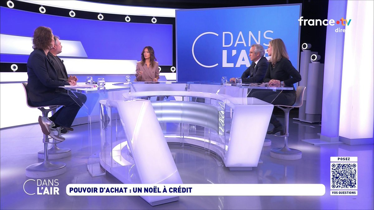 Cdanslair's tweet image. ⬛ Pouvoir d'achat : un Noël à crédit

Retrouvez cette émission #cdanslair présentée par @AureCasse en replay sur France 5 et sur toutes les plateformes de podcast : audmns.com/cfXainl         

Bonne soirée, à demain ! 
#Noel #Prix #Consommation #Budget