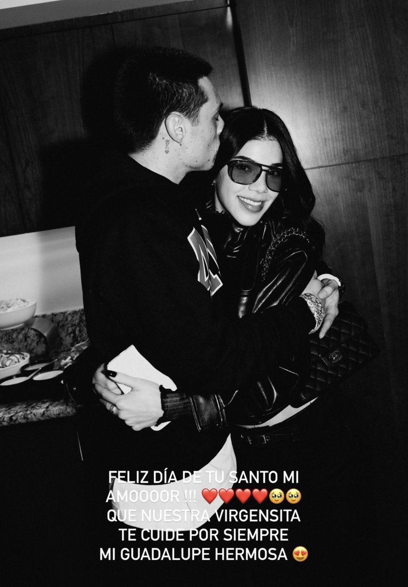 Peso Pluma felícita a Kenia Os por el día de las Guadalupes 🫂❤️