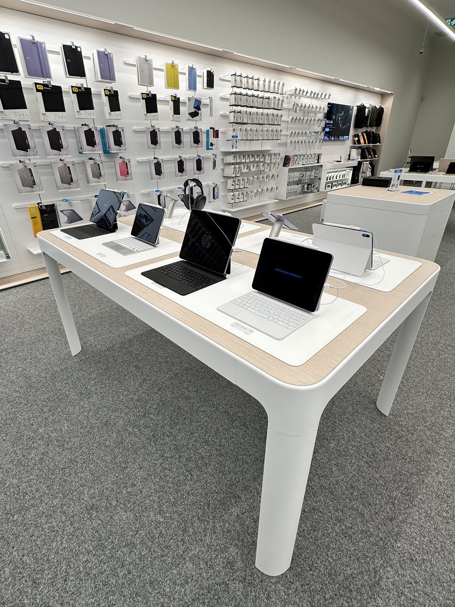 Devonshire Mall tweet media