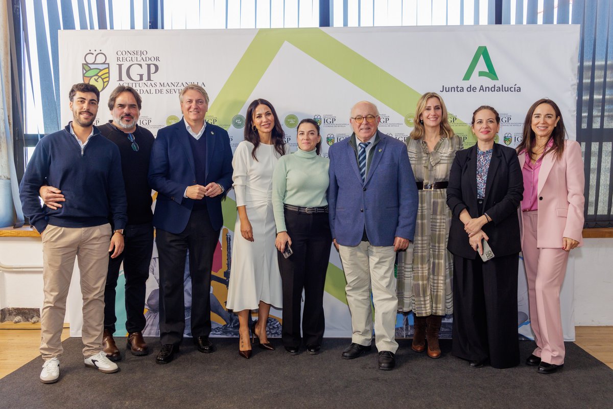 🫒Las aceitunas Manzanilla y Gordal de Sevilla, no pueden competir con aceitunas baratas <a href="/IGPManzyGord/">IGP Aceitunas Manzanilla y Gordal de Sevilla</a>  
Agricultores, cooperativas, industrias y administraciones se dieron cita en un evento en el que pude moderar la mesa redonda “Orgullo de origen. Futuro compartido”