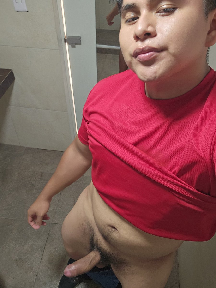 Alejandr_0109's tweet photo. Empezando el fin de semana 🫦

#chetumal #single  #ViernesCogelón  #swinger https://t.co/TC48J4nHl1