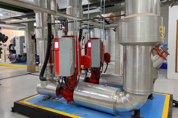 EFICIÊNCIA ENERGÉTICA
BOMBEAMENTO PODE CONTRIBUIR PARA A OTIMIZAÇÃO ENERGÉTICA E HÍDRICA

engenhariaearquitetura.com.br/2025/12/bombea…
 
<a href="/ArmstrongFT/">Armstrong</a>   , #bombas #sistemashidrônicos