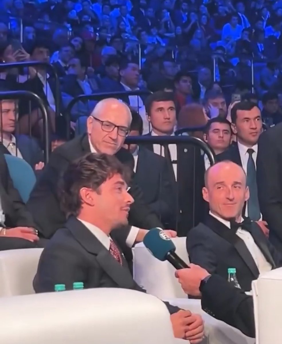 Najprzystojniejszy kierowca w historii F1, a obok Leclerc