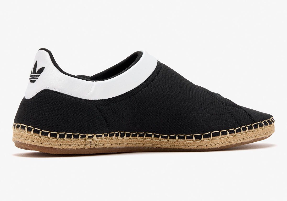 Edison Chen CLOT adidas Qi Flow releasing in 2026 ⏳ 

Learn more here >> buff.ly/a92suMX