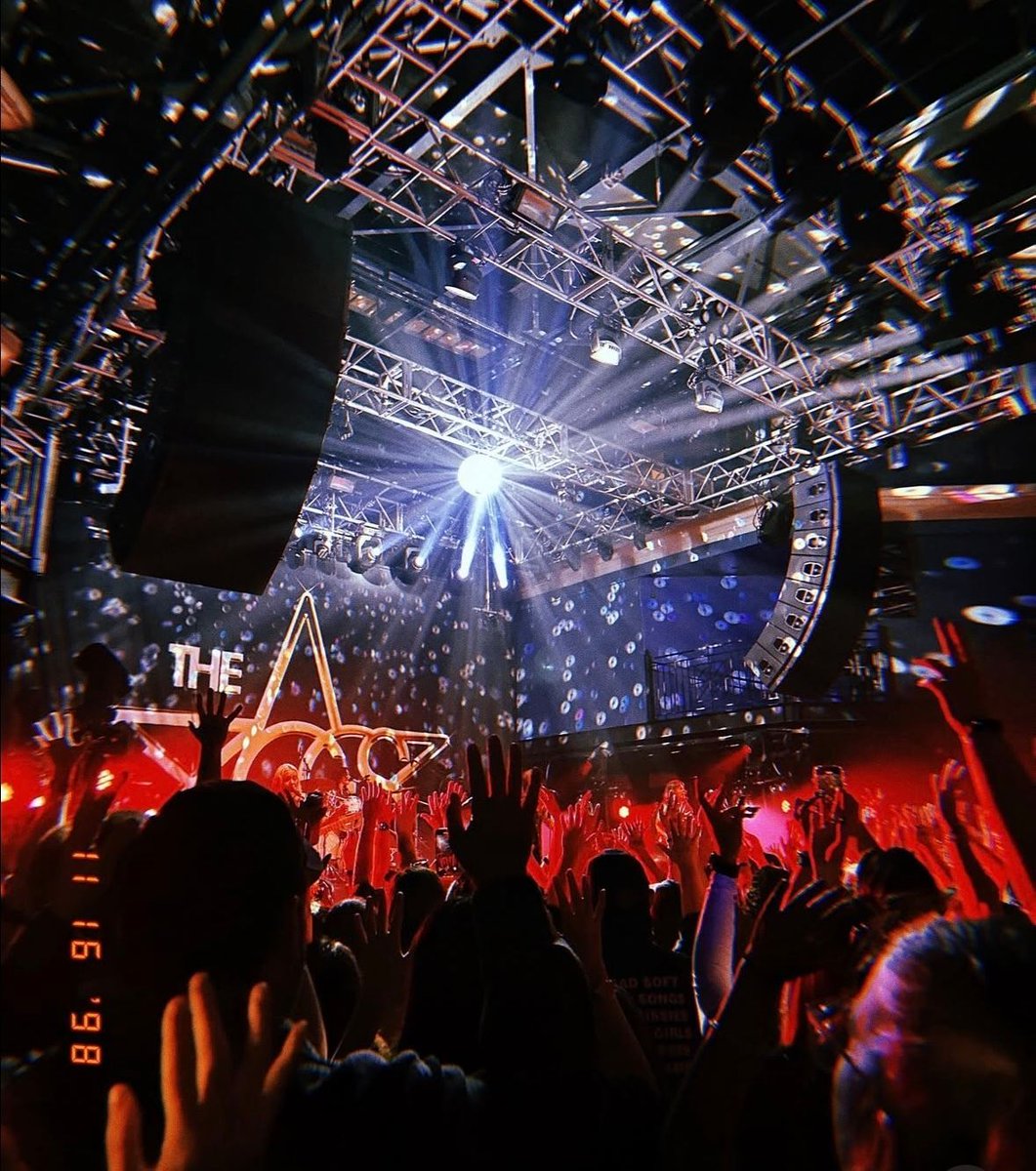 930Club's tweet image. Our resident disco ball is ready to liven up the night at any time, are you?🪩🤍
📸: @blakebuege of @theaces