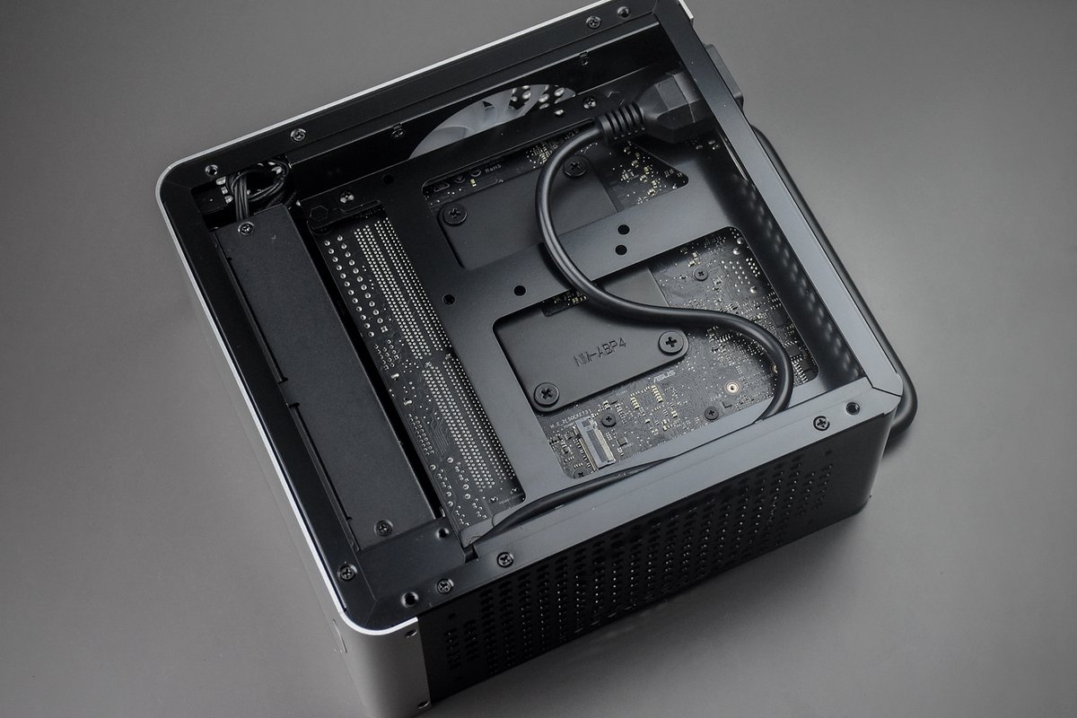 geeekstore's tweet photo. G4 is being discontinued soon, only a few left, don’t miss out
#geeekcase #SFFPC #MiniITX #SmallFormFactor #PCBuild https://t.co/8H36hJuVvN