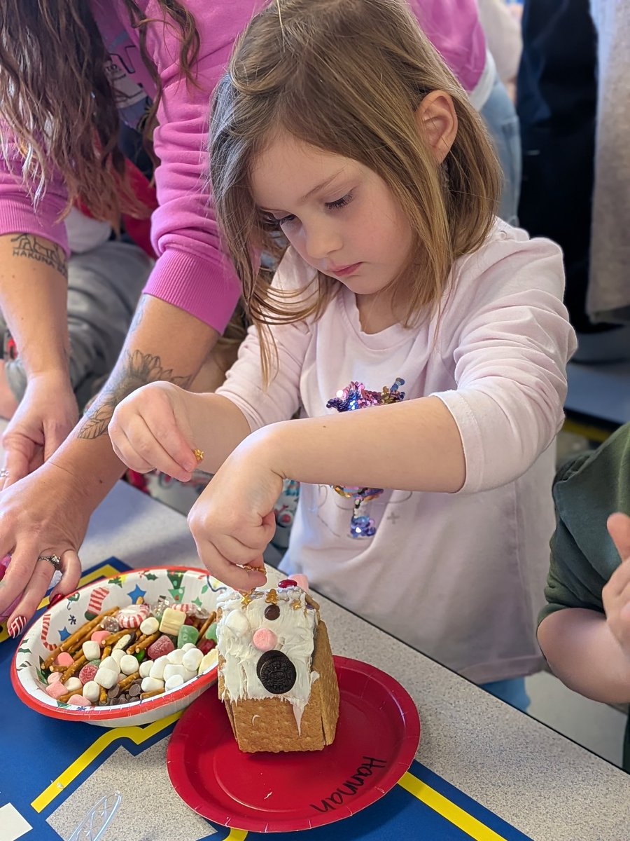 Kelly Burns tweet media