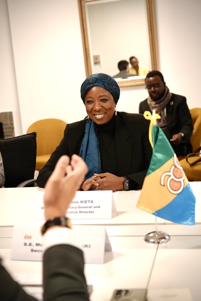 PressACP's tweet image. In the margins of the 120th Session of the OACPS Council of Ministers, the Secretary-General, H.E. Moussa Saleh Batraki (@MBatraki) , held a bilateral meeting with Ms. Diene Keita, United Nations Under-Secretary-General and UNFPA Executive Director (@UNFPA) and Special Guest to…