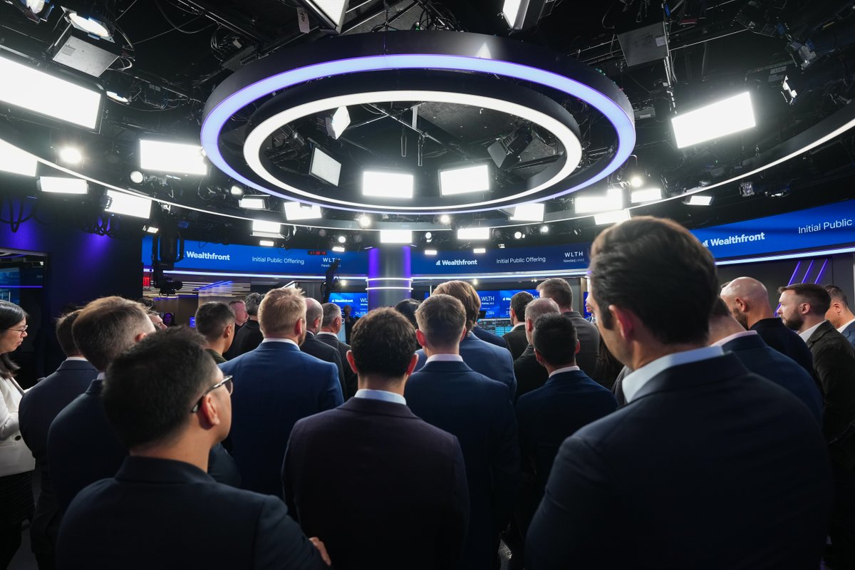 NasdaqExchange's tweet image. 🎉 @Wealthfront is now officially #NasdaqListed under the ticker symbol $WLTH