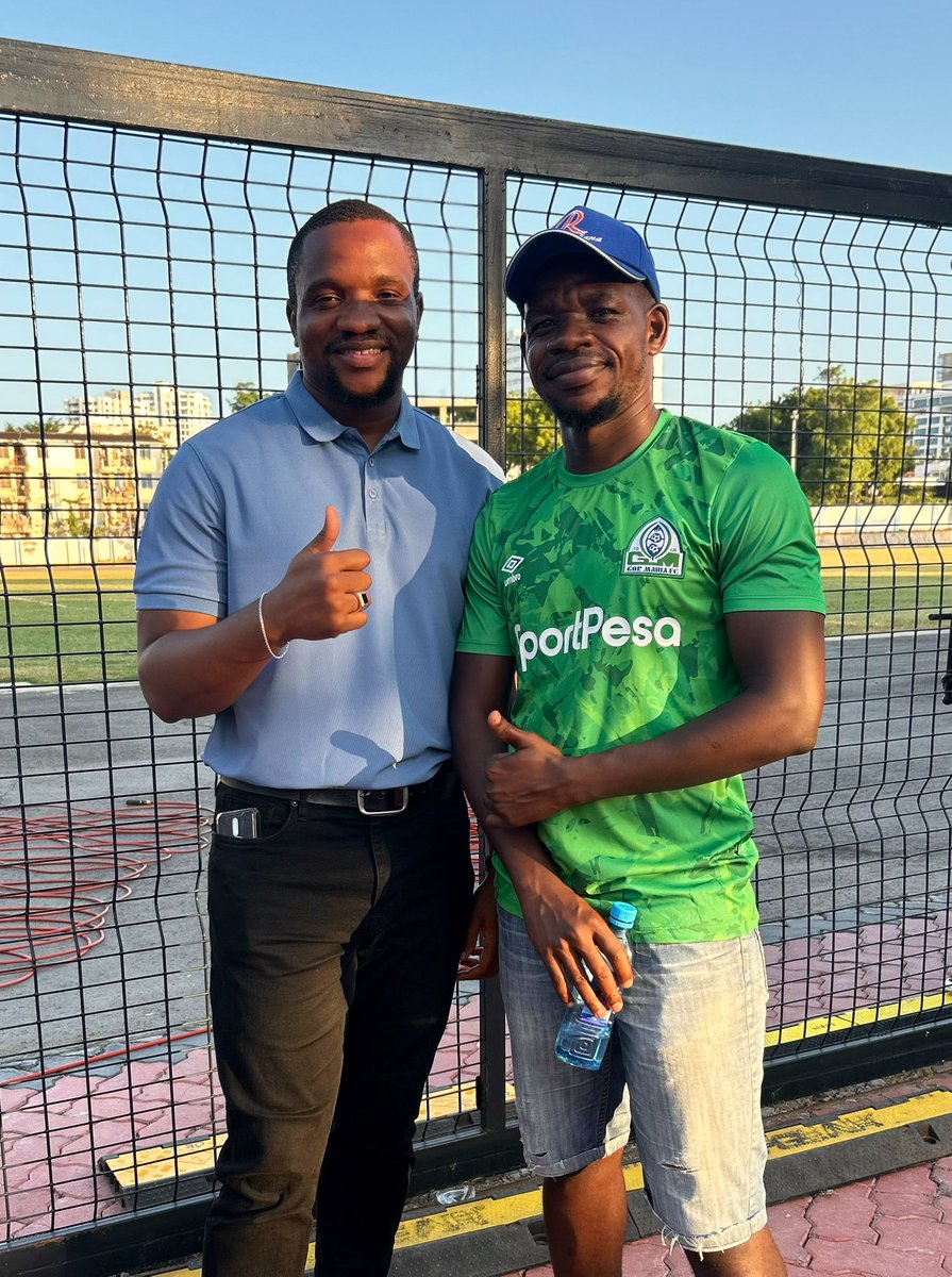 <a href="/iamalisalim/">iamalisalim</a> Kaka! 
Kenya’s 🔝 football commentator 💯🙌🏾