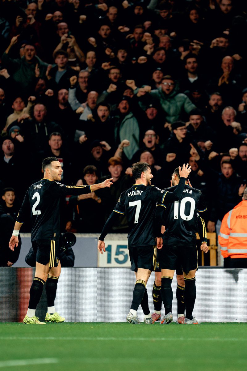 StatmanDave's tweet image. Manchester United have won more points in their nine games (18) than they had in their previous 17 matches (16). 

Turning a corner. 👊