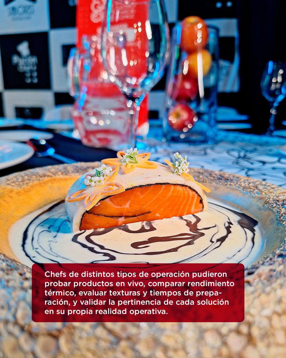 En Expo Sabores Pucón 2025, que reunió a chefs, marcas y operadores del canal Horeca, Bidfood Chile   desplegó una propuesta orientada a productos de mayor valor, activaciones en vivo y soluciones diseñadas para un mercado cada vez más exigente.

canalhoreca.cl/2025/12/01/bid…