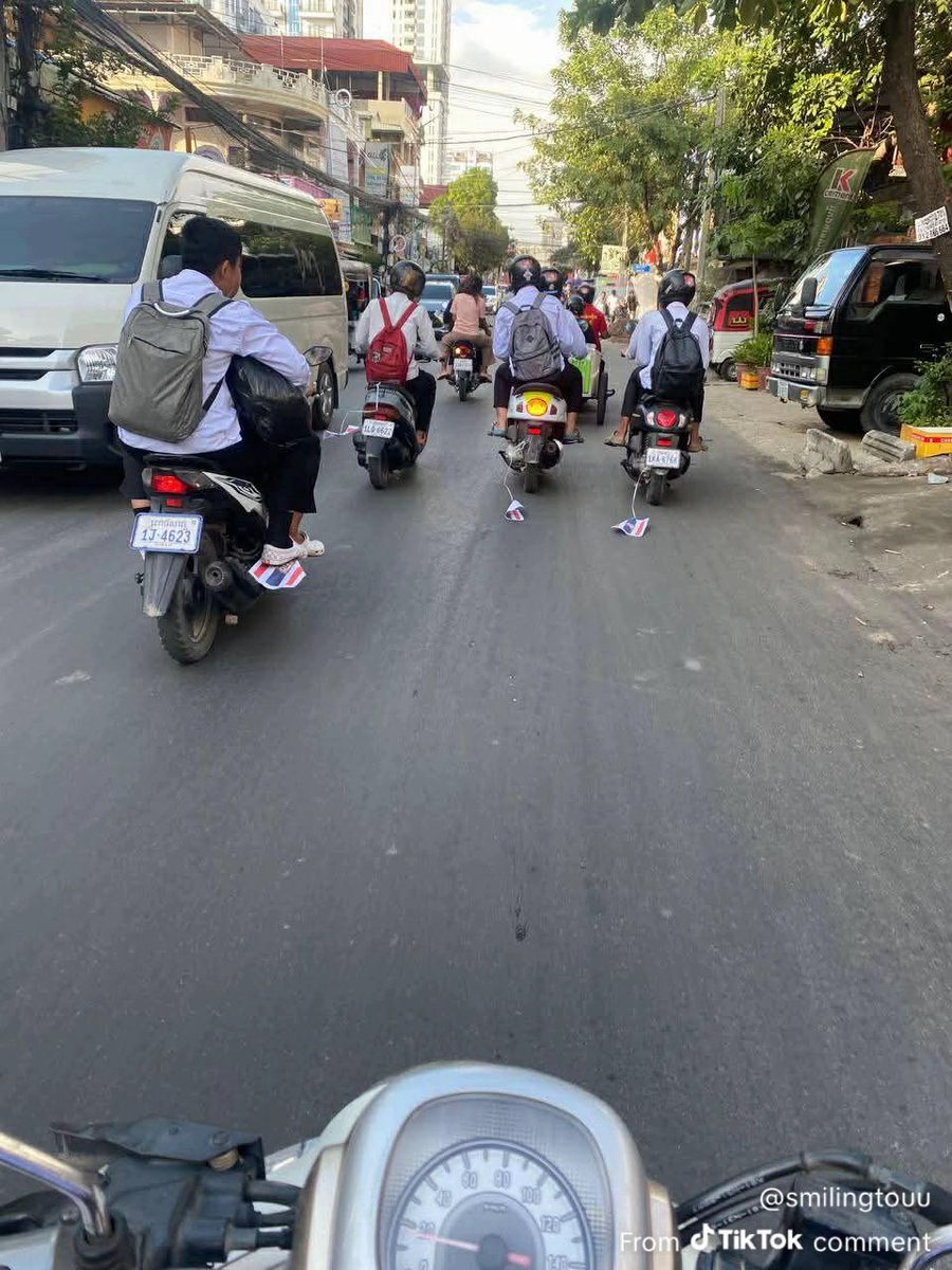 ajinomoto_xs's tweet image. Cambodia said they need peace but.. 🫩❌ บ่งบอกถึงคุณภาพชีวิตของเด็กที่ไร้การศึกษา #RespectToThailand #thetruthfromthailand #ชายแดนไทยเขมร #ไทยกัมพูชา #ทําให้สิ้นสภาพ