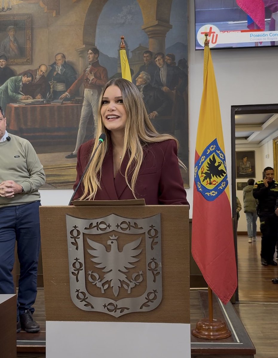 TataHernandezU's tweet image. Posesión Concejal de Bogotá 💛❤️

Gracias a Dios y a la Virgen por permitirme asumir esta curul con el compromiso y la responsabilidad de representar a cada uno de los bogotanos. Gracias por creer en este proyecto. @ConcejoDeBogota 

#concejo #bogotá #posesión