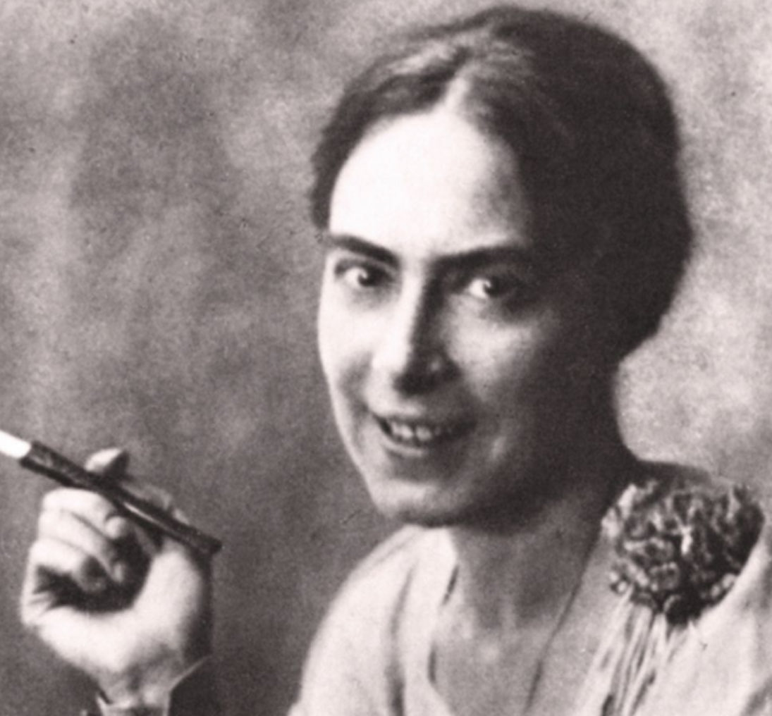 Frenk_Woody's tweet image. Quando Sabina Spielrein varcò la porta dell’ospedale psichiatrico di Zurigo, aveva solo diciannove anni.
Piangeva senza riuscire a fermarsi, tremava, non dormiva da giorni.
Il verdetto, per una giovane donna russa dell’inizio Novecento, equivaleva a una condanna:
“isteria…