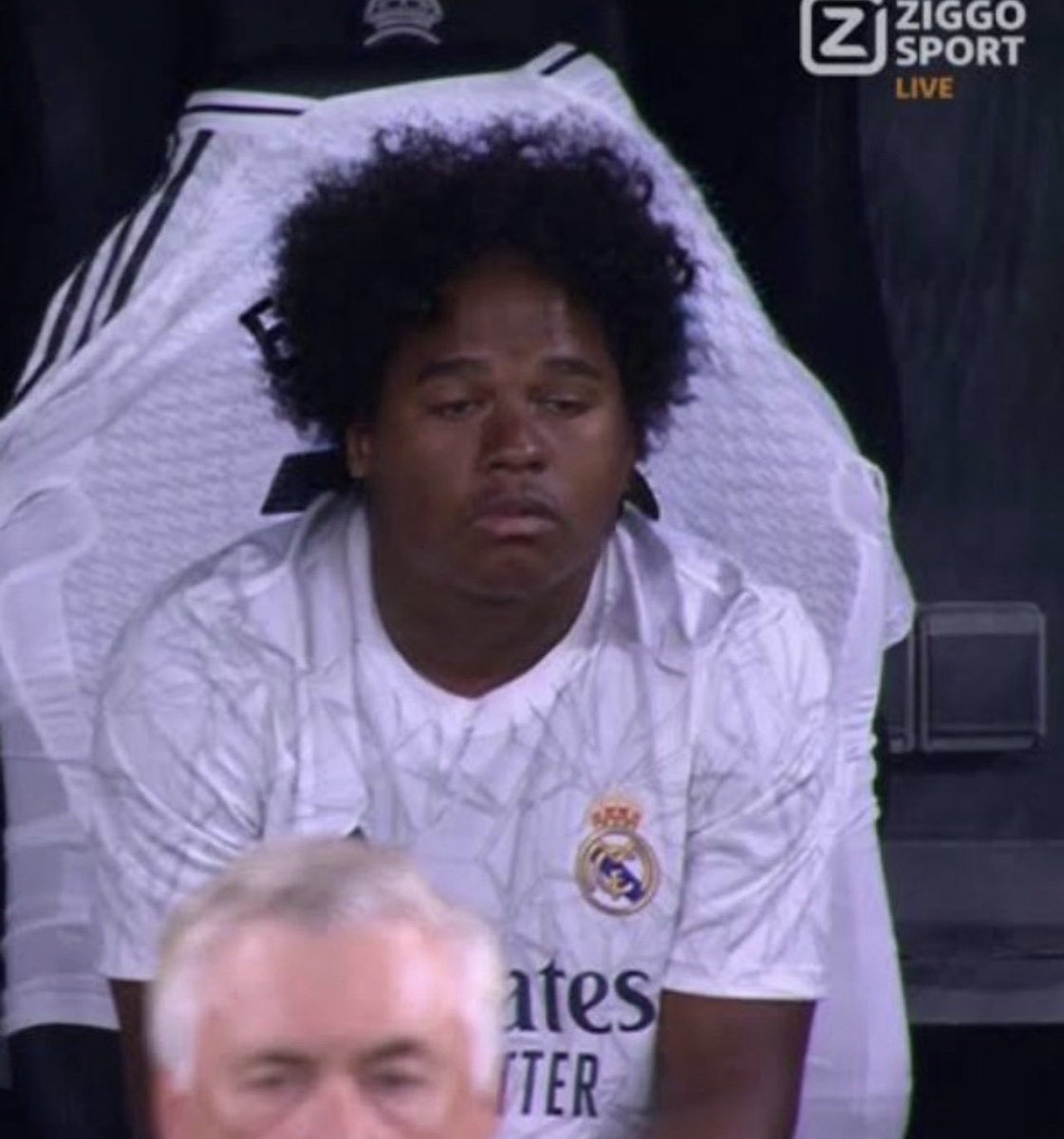 Prazer_011's tweet image. 🚨EXCLUSIVO: Sarah Estanislau, ex do jogador Endrick do Real Madrid tem novos vídeos lntim0s na net, com seu novo namorado.  

Veja nos comentários…