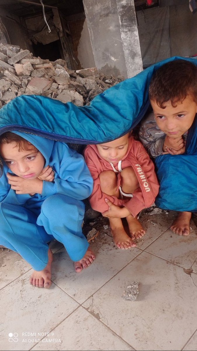 Esselamü aleyküm verahmetullahi ve berekatühü hayırlı geceler 

Allah cc bu yavruların ağını elbett birgün soracak