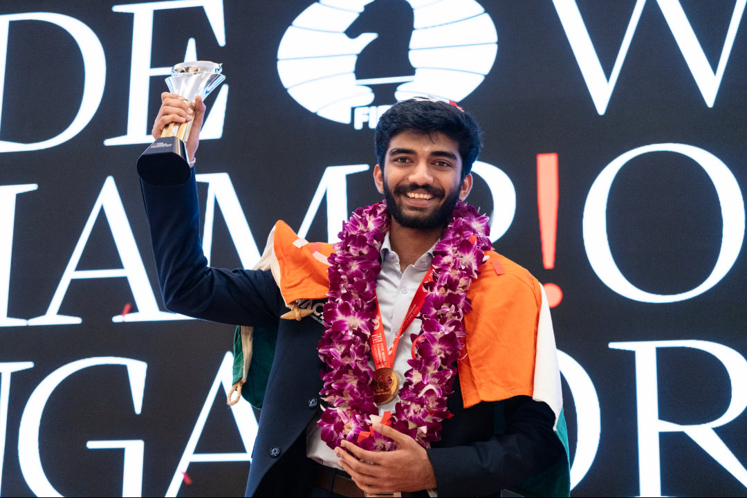 MohanUnfiltered's tweet image. Congratulations champ @DGukesh 

#Gukesh
#WorldChessChampion #PrideOfIndia
#IndianChess