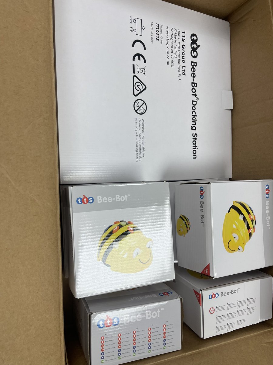 tatumlibrary's tweet image. Super excited to have my 1st Donors Choose project fully funded! Can’t wait to use the Bee Bots with our Tiny Titans! #TeamTatum #TinyTitans #grateful @DISD_Libraries