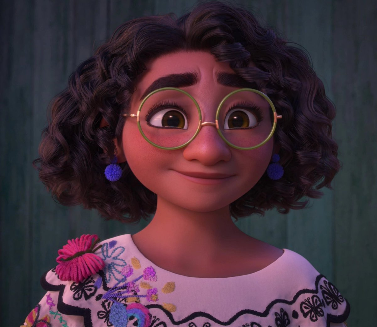 daydsince09's tweet photo. Mirabel Madrigal main character of “Encanto” was inspired by Taylor Swift since she was also born without talent.

That’s where the plot of the movie comes from. https://t.co/dFl7GnZeOB