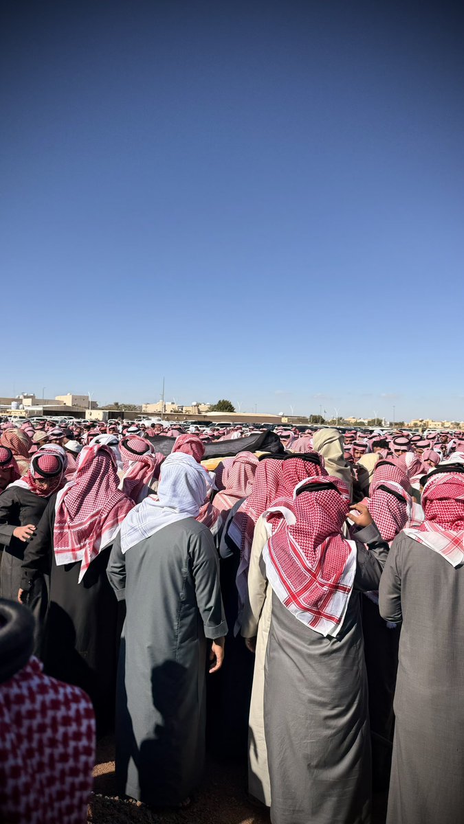 R_Shammar's tweet photo. رحم الله #ابو_مرداع وأسكنه فسيح جناته وألهم أهله وذويه ومحبّيه الصبر والسلوان

هنيئاً له محبة ملايين البشر له .. نحسبه -والله حسيبه- محبوباً في السماء كما هو محبوب في الأرض

شفى الله أبو حصة ودخيّل .. وجعل ما أصابهم تكفير لذنوبهم ورفعة لدرجاتهم https://t.co/4TJG1hbI8M