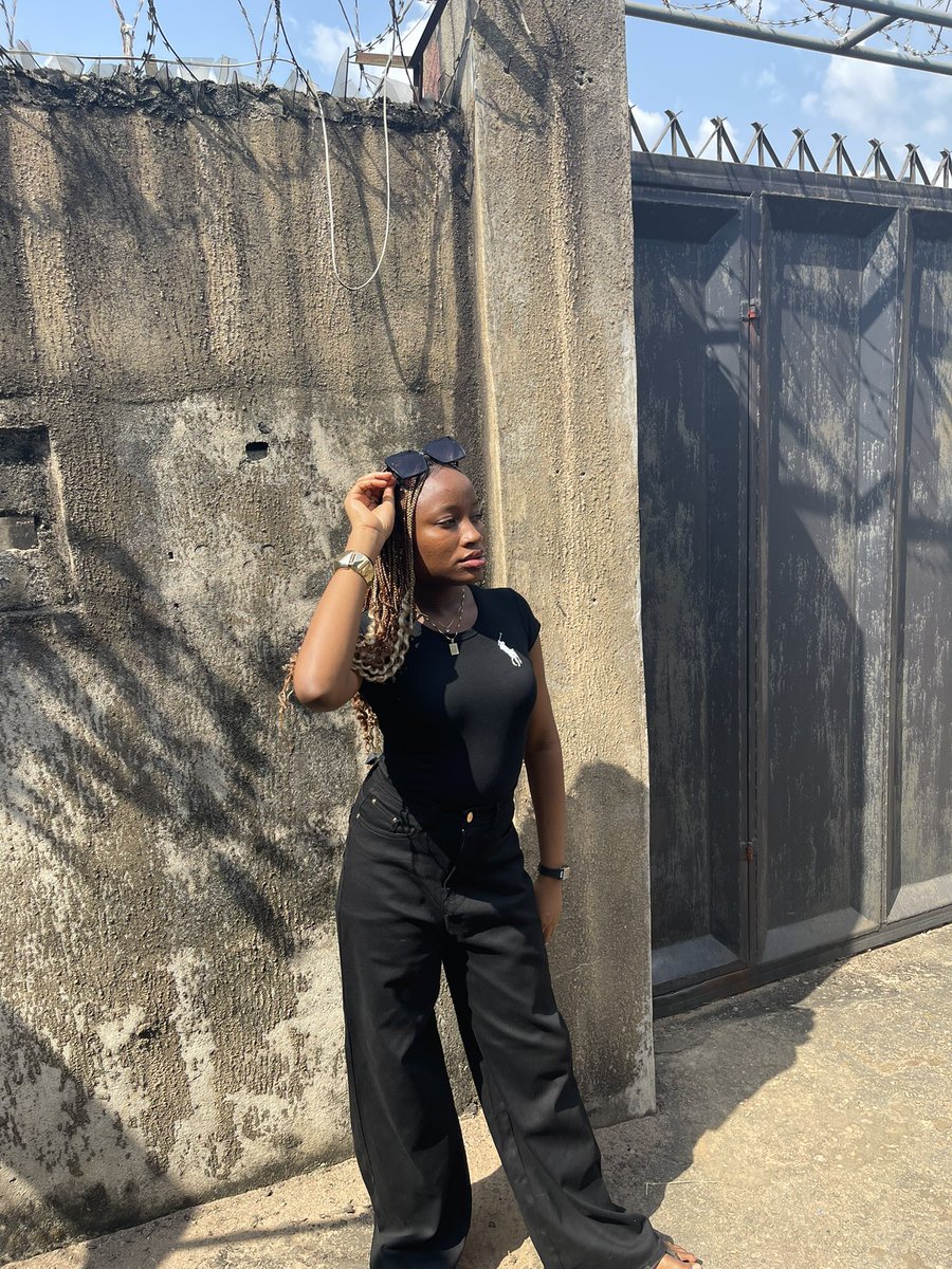 kelechi_excel's tweet photo. Can’t believe I didn’t post on my birthday. It was so hectic mehn #happybirthday #birthdaypost https://t.co/2irIU3RMKY