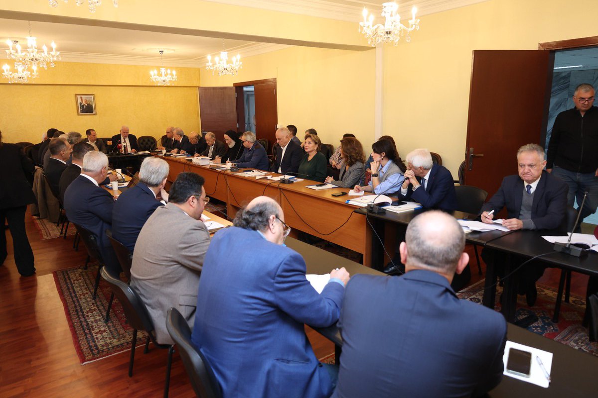 خلال اجتماع تشاوري بدعوة من وزارة العدل والمؤسسة اللبنانية للسلم الأهلي الدائم (LFPCP)، لمناقشة آليات تطبيق المادة 95 من الدستور التي تنص على إنشاء الهيئة الوطنية لإلغاء الطائفية والطائفية السياسية: لا حلول قبل الاعتراف بالمشكلة عبر مصارحة ومصالحة تعقب حصر السلاح بيد الدولة