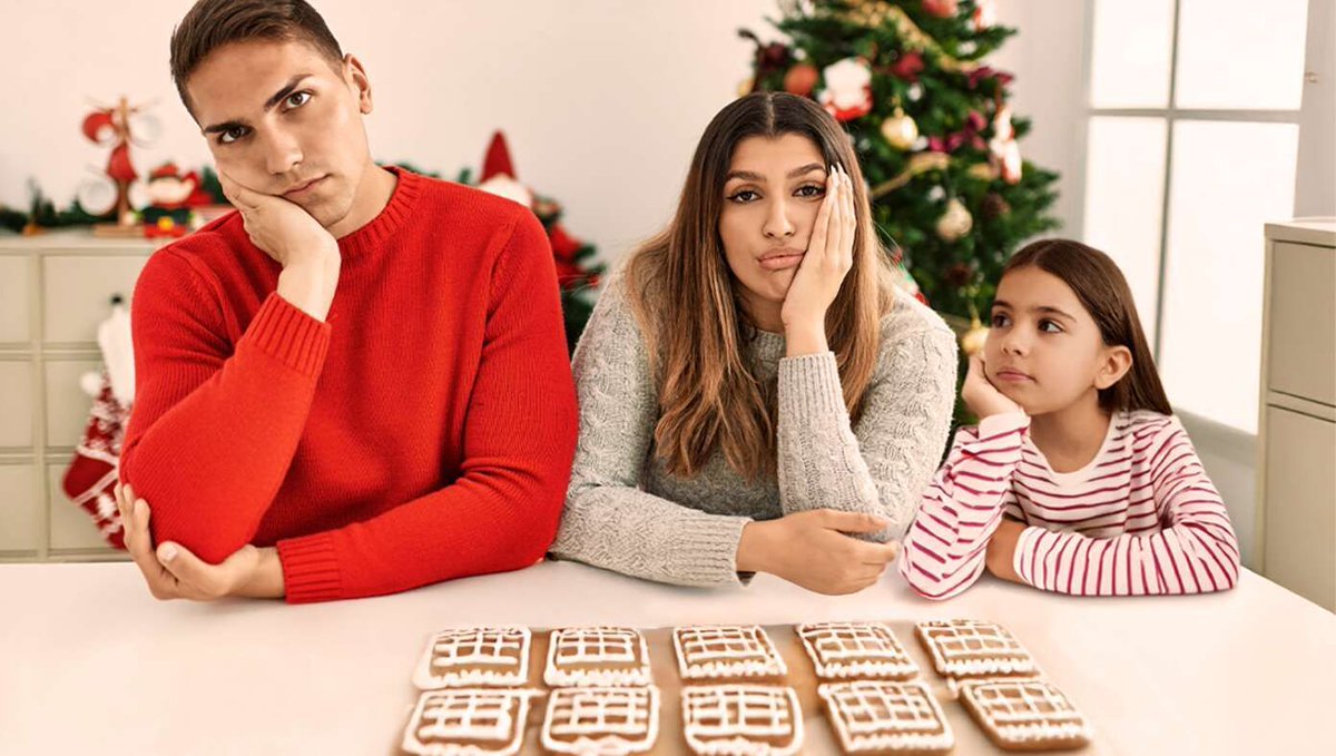 California Family Still Waiting For Permit To Build Gingerbread House buff.ly/oyCj2bn